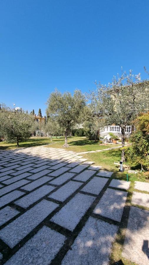 Casa Elsa Apartment Torri Del Benaco Luaran gambar