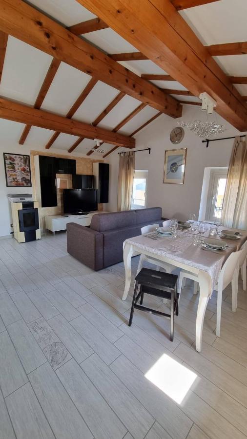Casa Elsa Apartment Torri Del Benaco Luaran gambar